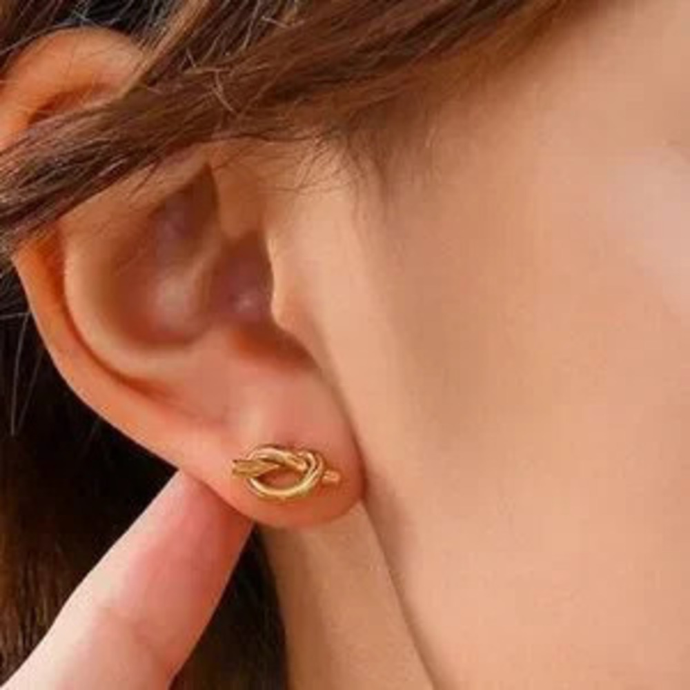 18K Gold Love Knot Stud Earrings (2027)